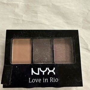 NEW NYX Love in Rio Eyeshadow Palette - Escape with Rico